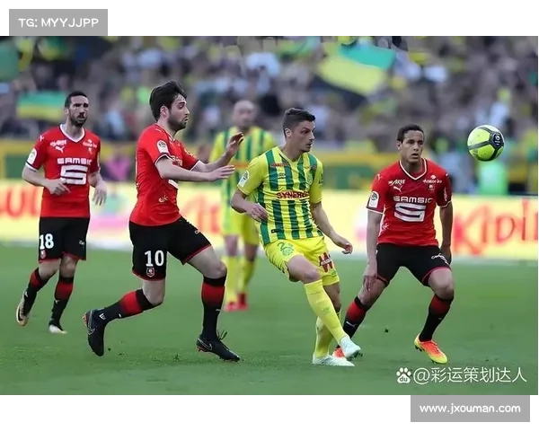 德甲中场组织核心解析：战术布局与球员角色的深度剖析